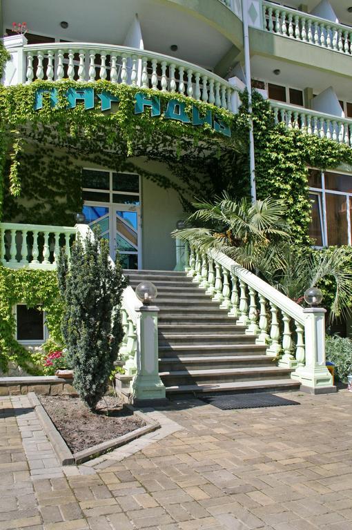Paradise Hotel Sochi Exterior photo